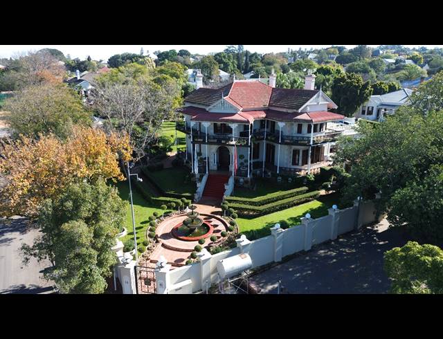 5 BEDROOM HOUSE FOR SALE IN MALMESBURY RURAL